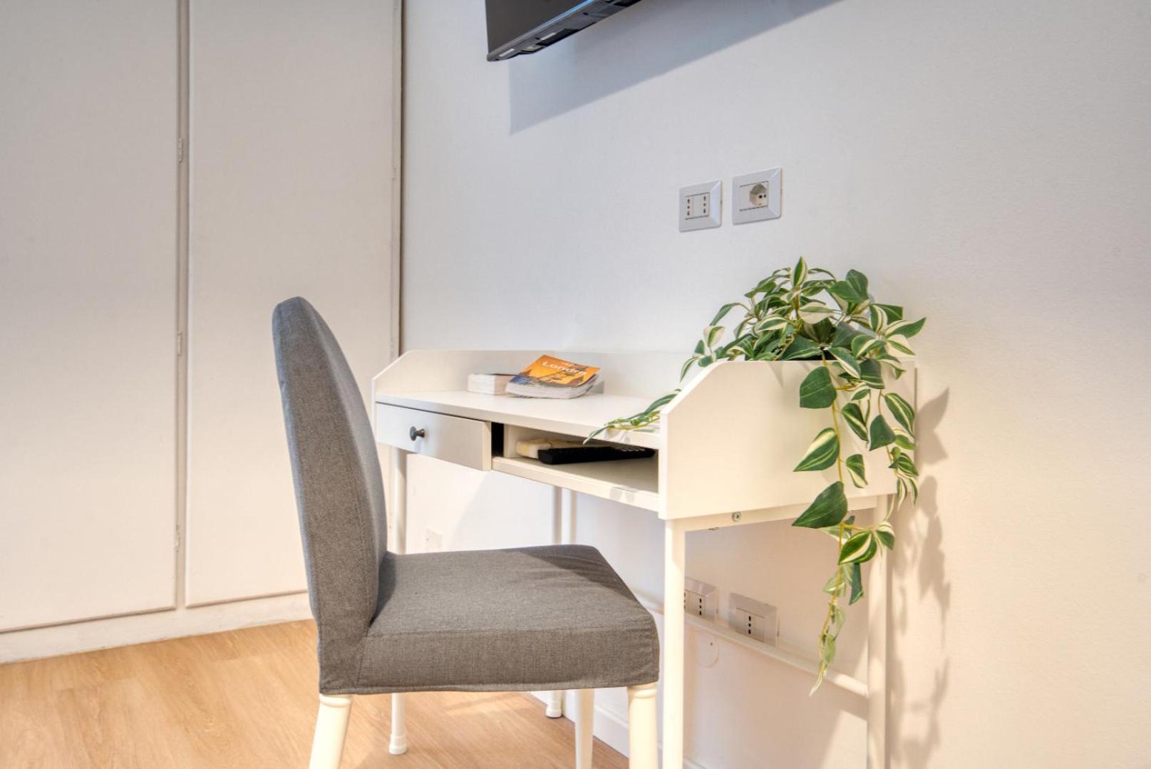 Italianflat - Elegant Suites With Balcony In Navigli Milano Exteriör bild