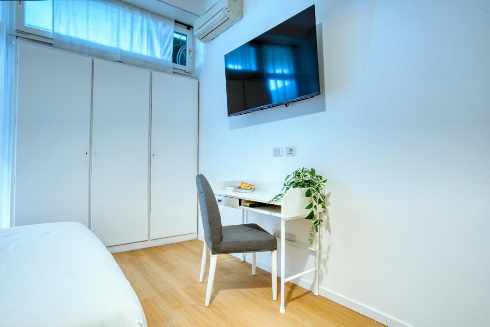 Italianflat - Elegant Suites With Balcony In Navigli Milano Exteriör bild
